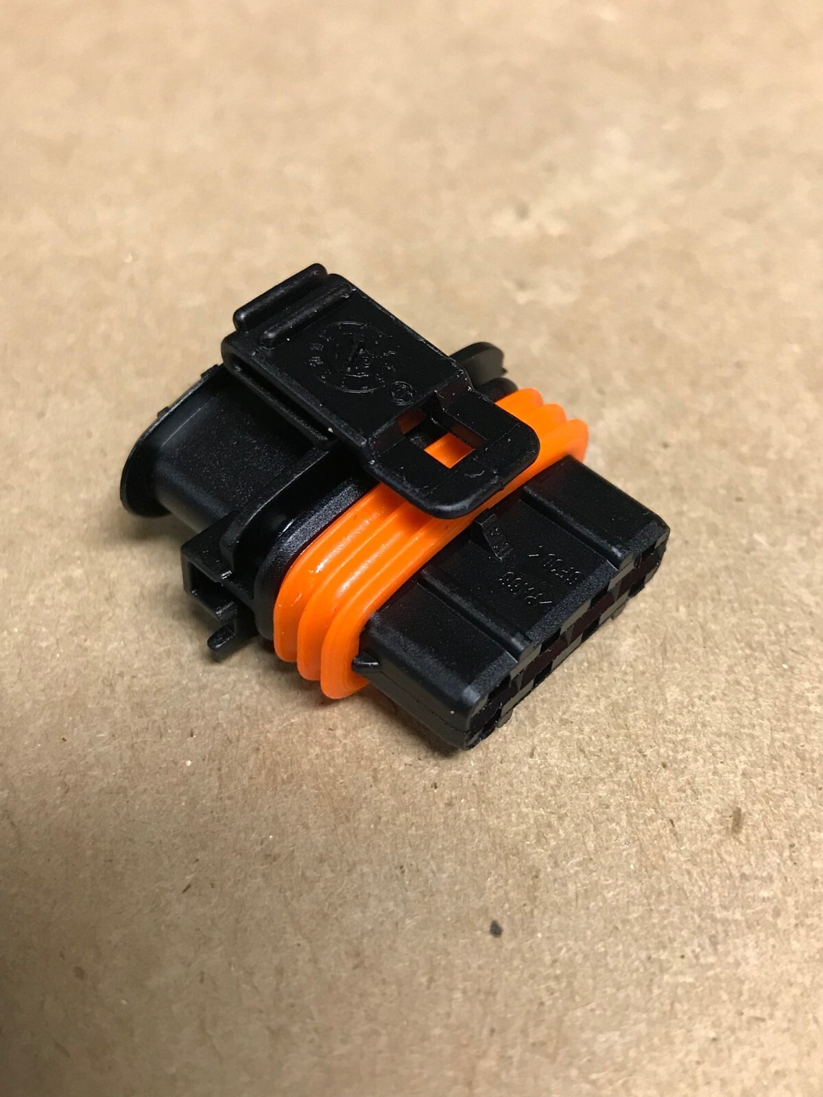 Lot of 2 Pcs Bosch 1928403112 Connector (4-Way F 2.8 Timer) - BRAND NEW