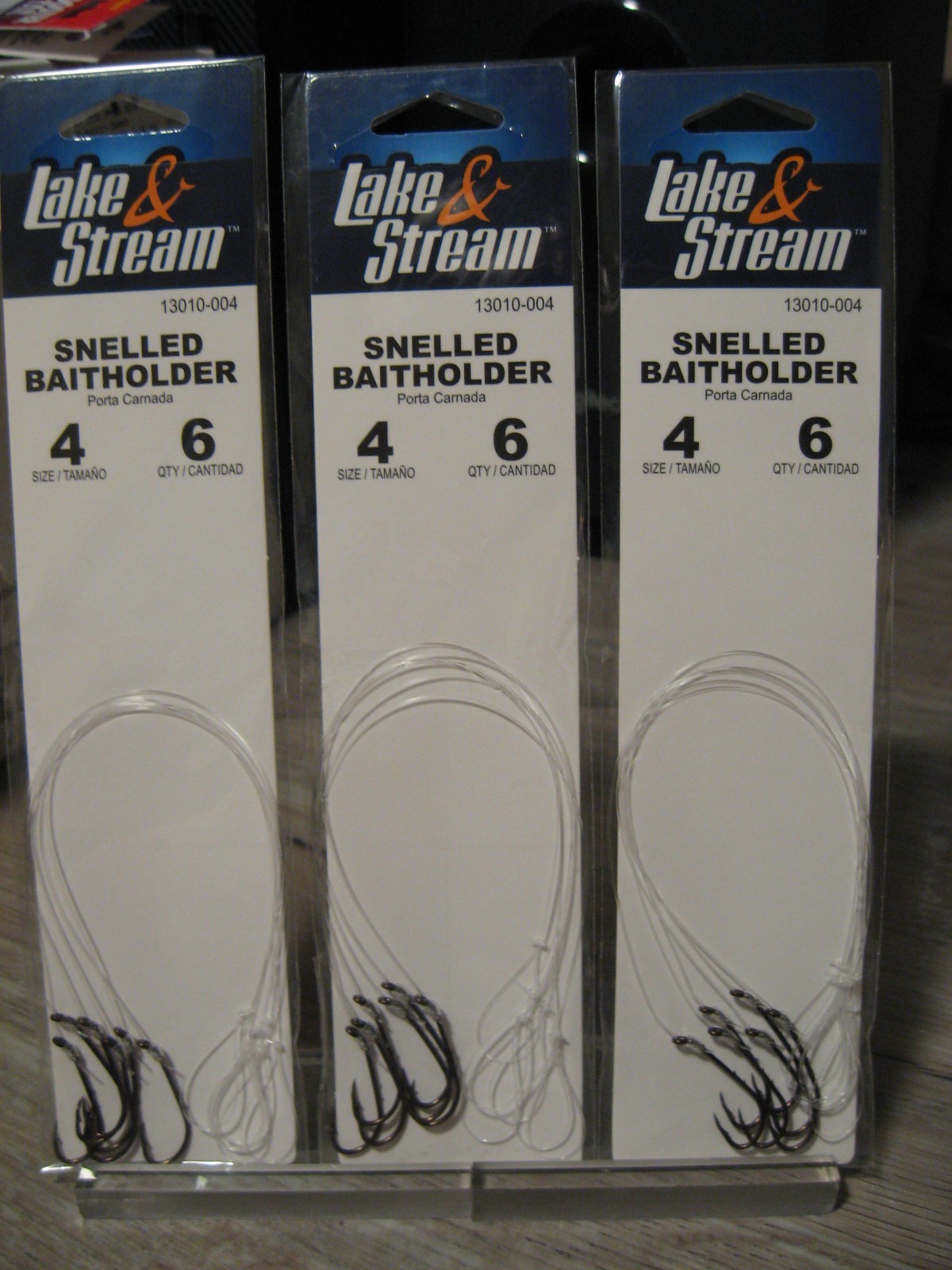 18 Snelled Laker Lake & Stream Baitholder Fish Hooks - Bronze Size 4