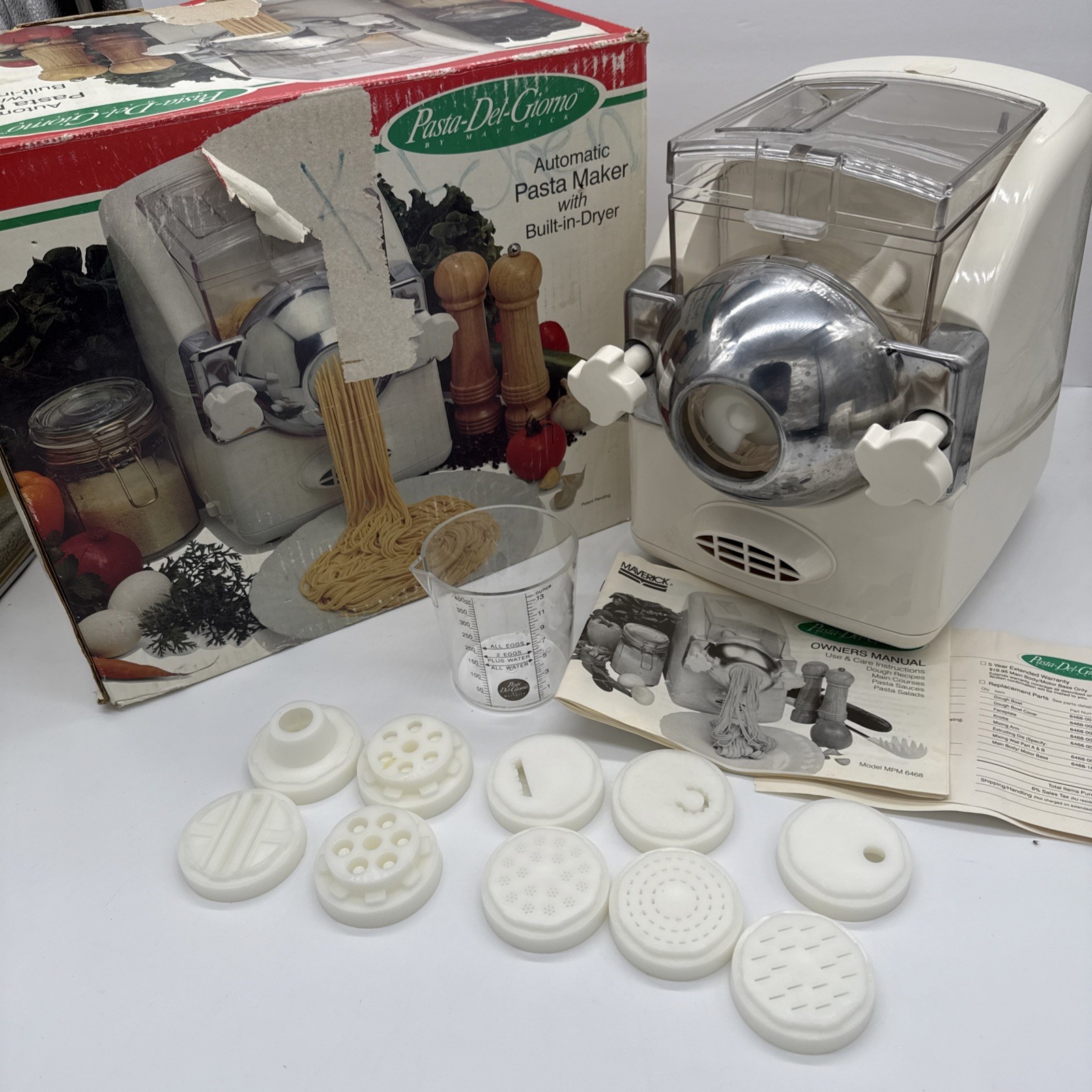 Vtg Pasta-Del-Giorno by Maverick MPM-6468 Automatic Pasta Maker Fully Tested!