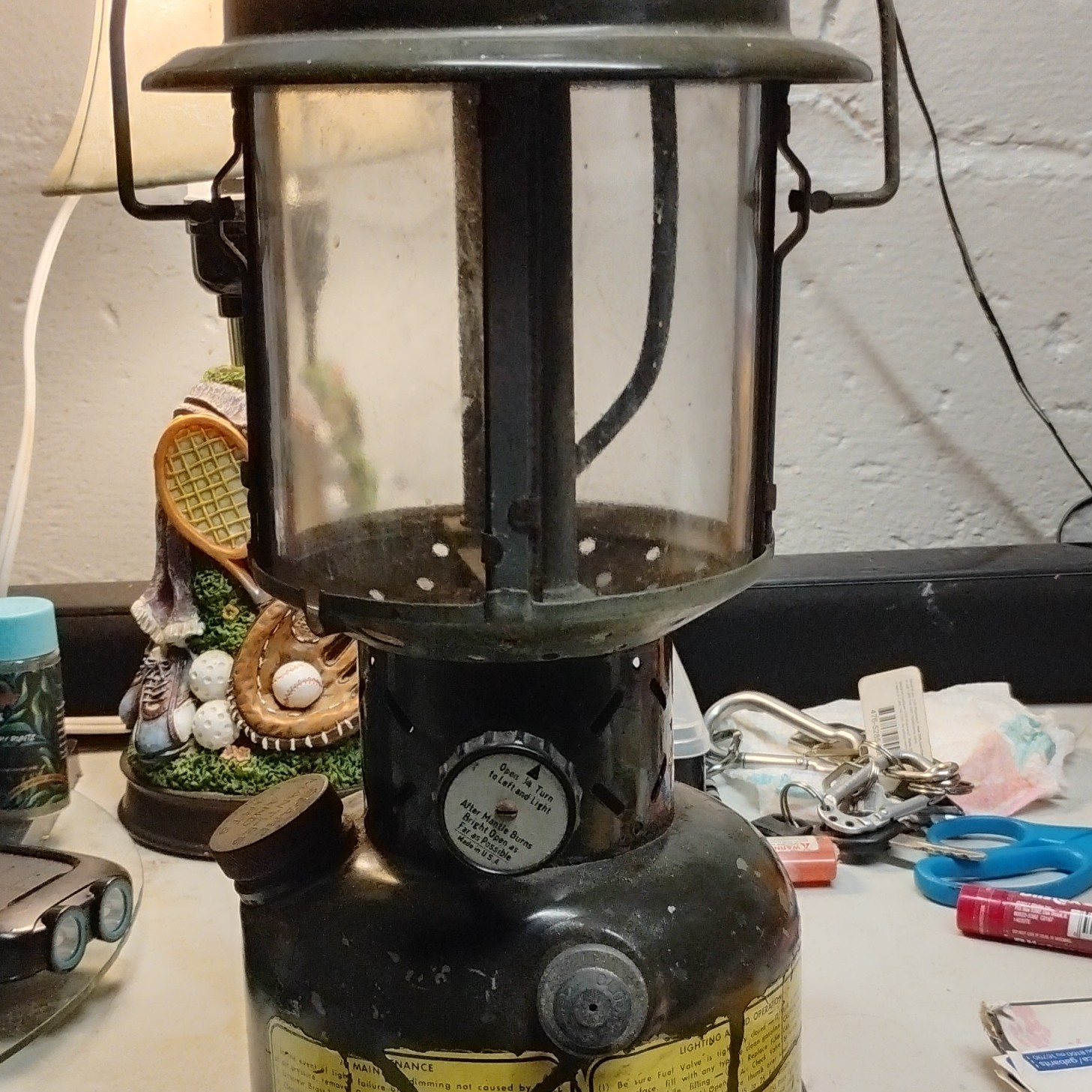 Coleman Liquid Fuel Camping Lantern Green Metal Glass Outdoor Portable Light