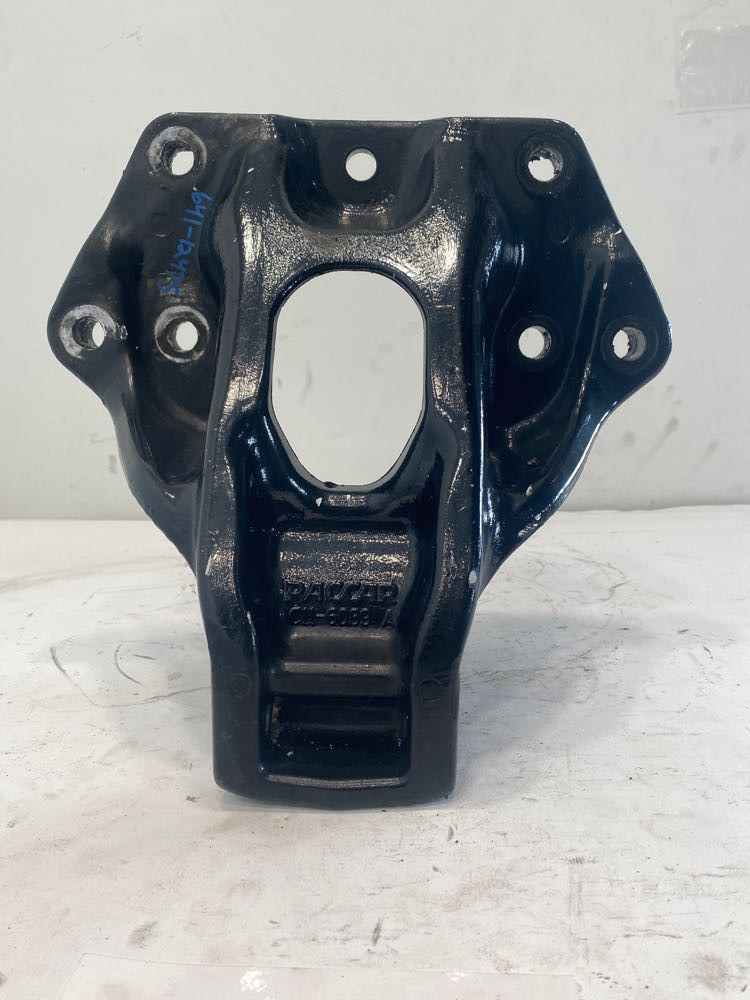 2018 Suspension Bracket C116089 for Paccar DX40 (641-12475)