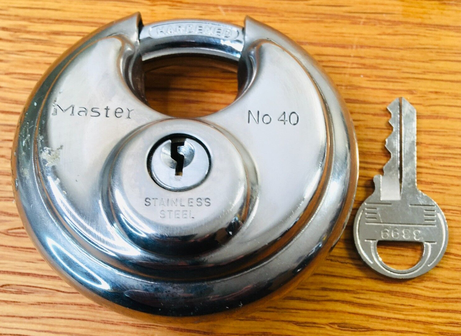 Master Padlock With  1 Key 40KADPF 1-3/4" #40 Deadbolt Hardened Stainless Steel
