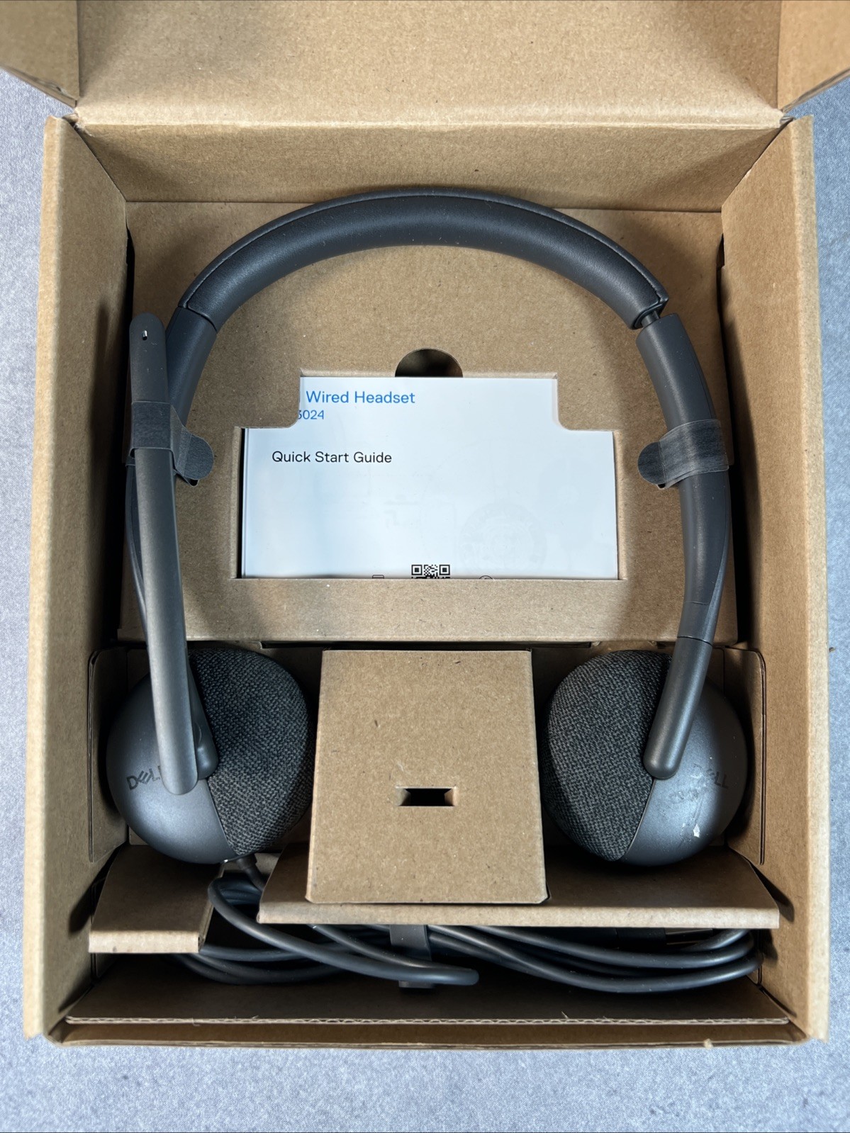 Dell WH3024 Wired Headset with Built-in Microphone In Black/Gray