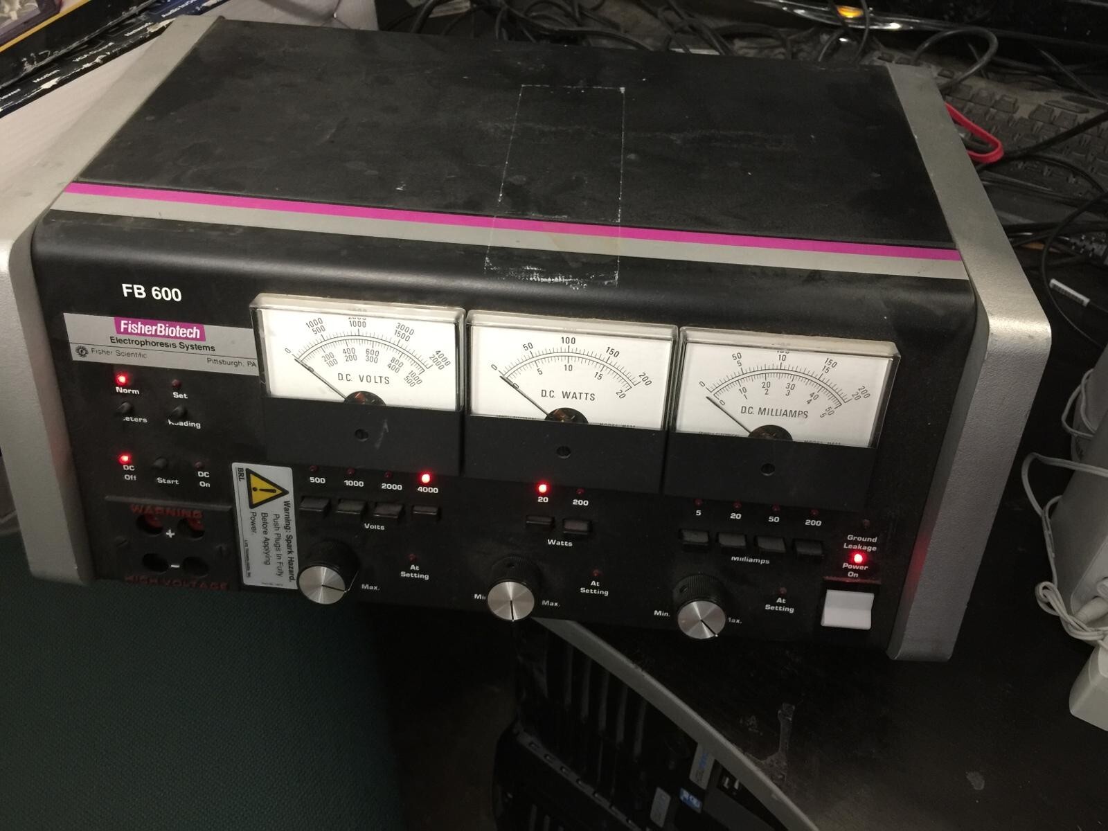 FisherBiotech Electrophoresis Systems FB 600 Power tested only