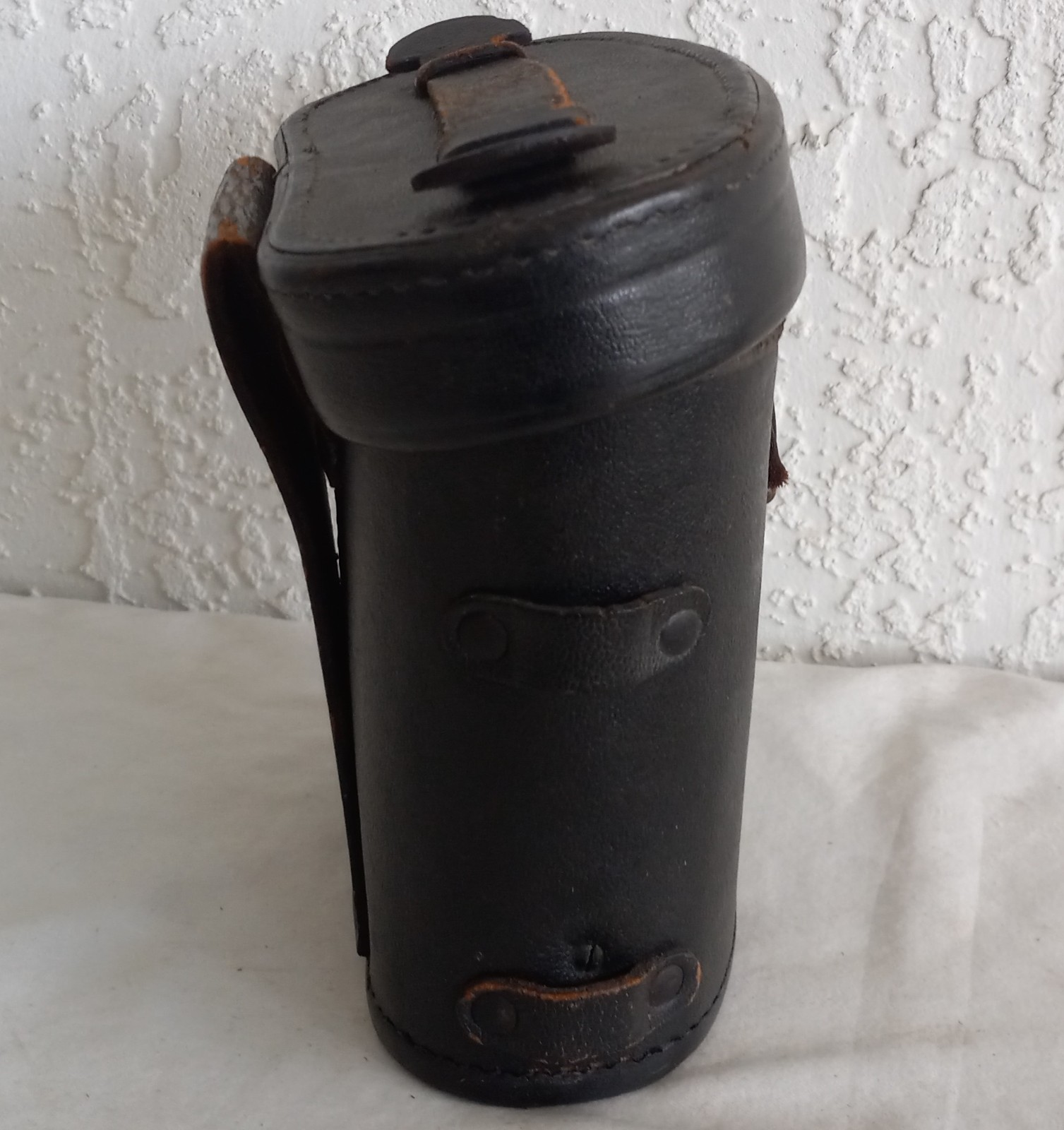 Vintage Fournier 8 x 25 Prism Binoculars with Case