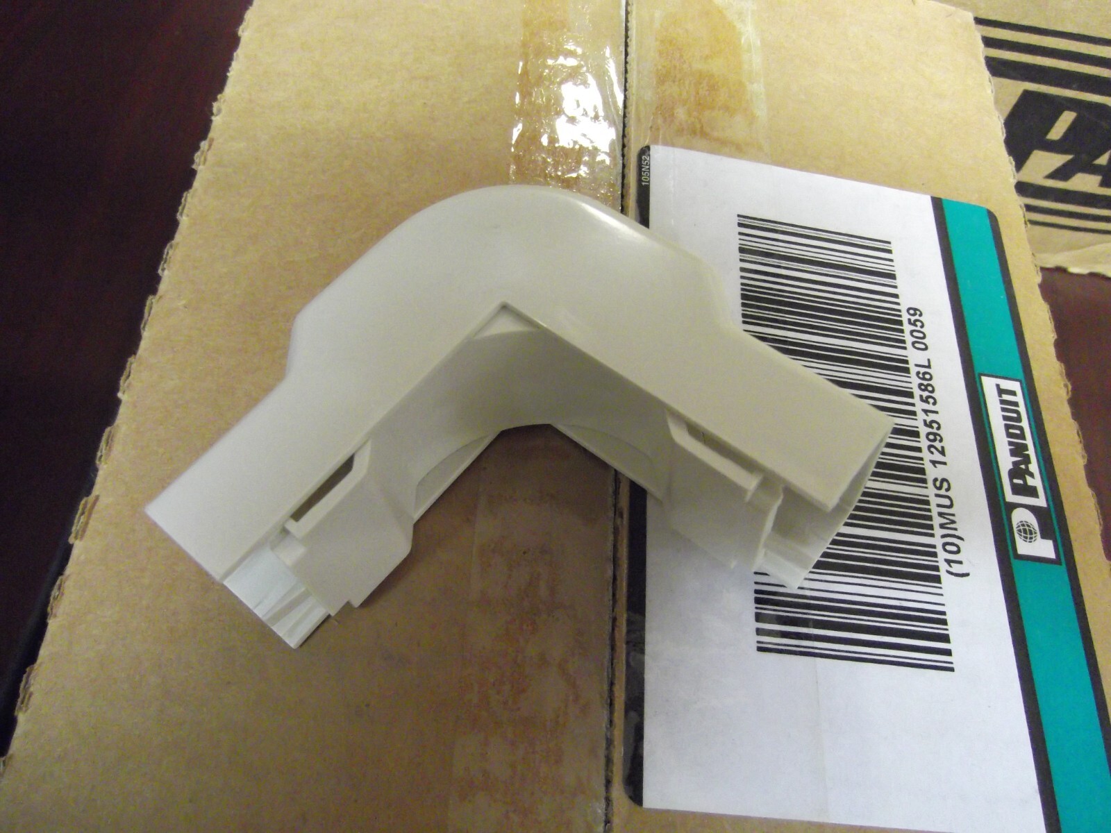 PANDUIT OCXF5IW-X Outside Corner Fitting Base 10 Piece Case