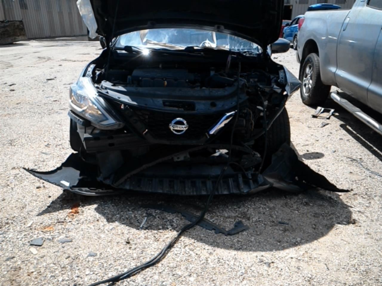 Driver Left Front Spindle/Knuckle Fits 11-25 LEAF 104857877