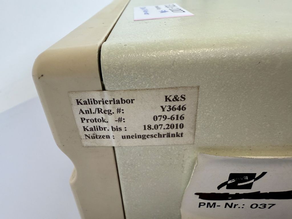 Chroma ATE 2327 Video Pattern Generator up to 250MHz NTSC PAL SECAM