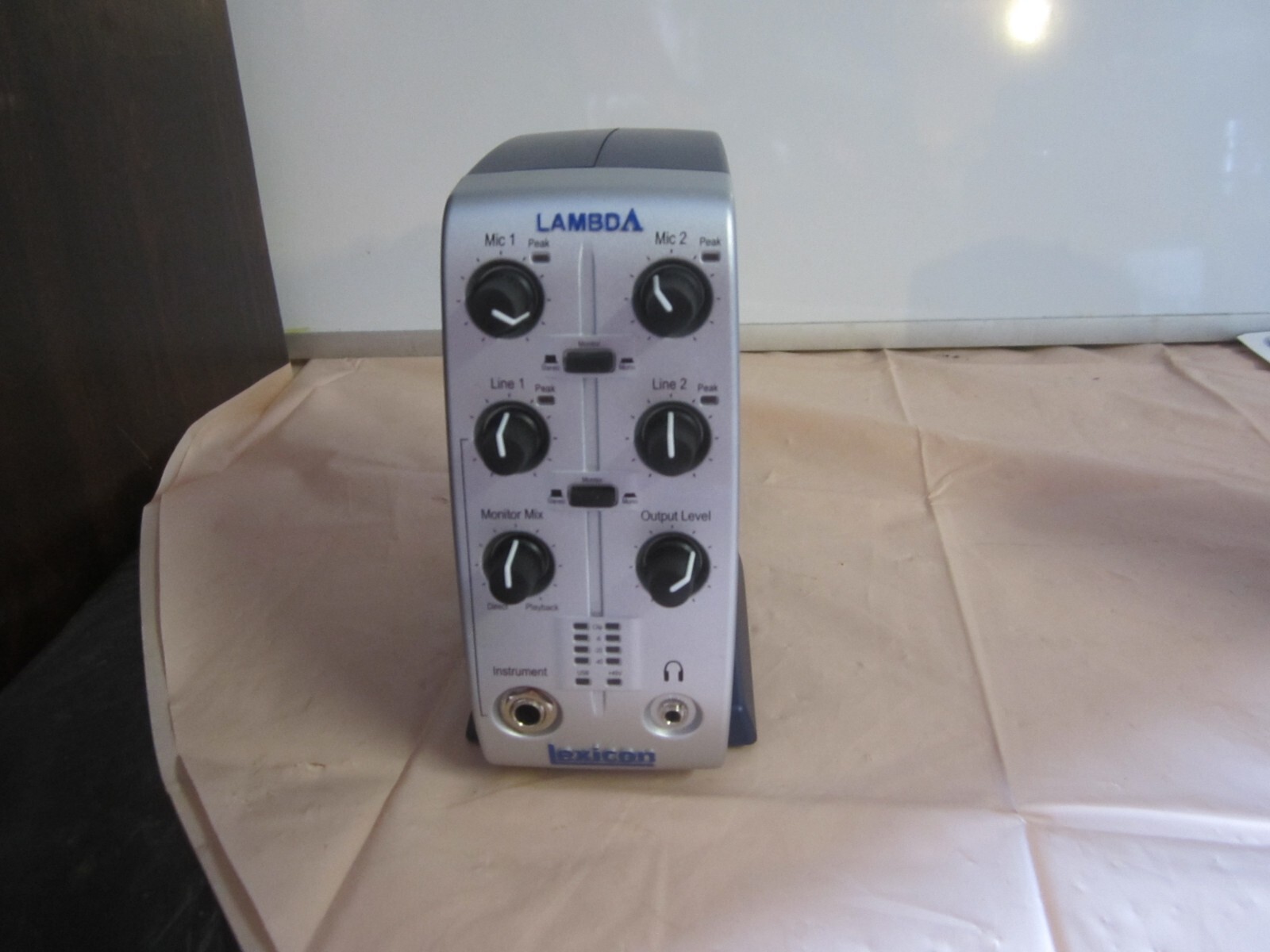 Lexicon: Lambda USB Audio Interface ( untested, for parts or repair)