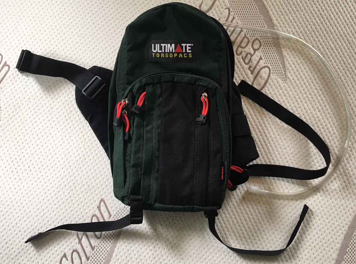 Ultimate Torsopac Vintage 15" Tall Daypack Stratus With Water bottle And Straw