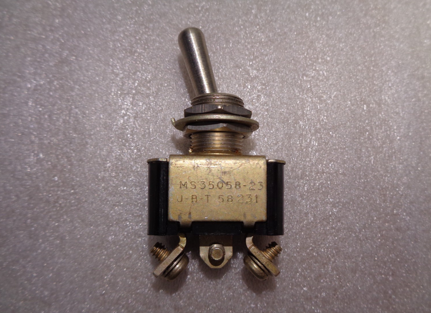 AIRCRAFT ELECTRICAL TOGGLE SWITCH MS35058-23 NEW