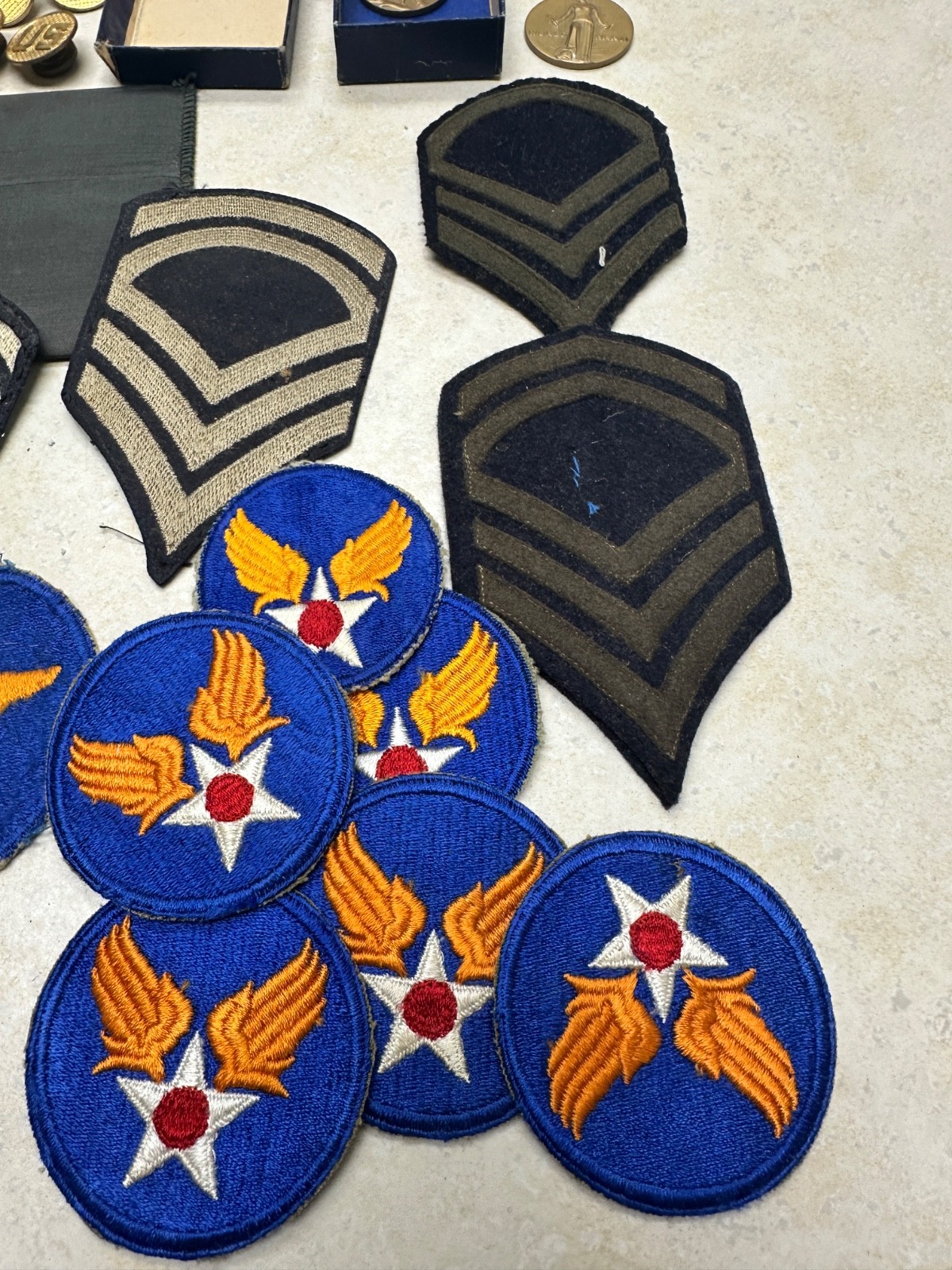WW2 US Military Patch & Medal Grouping