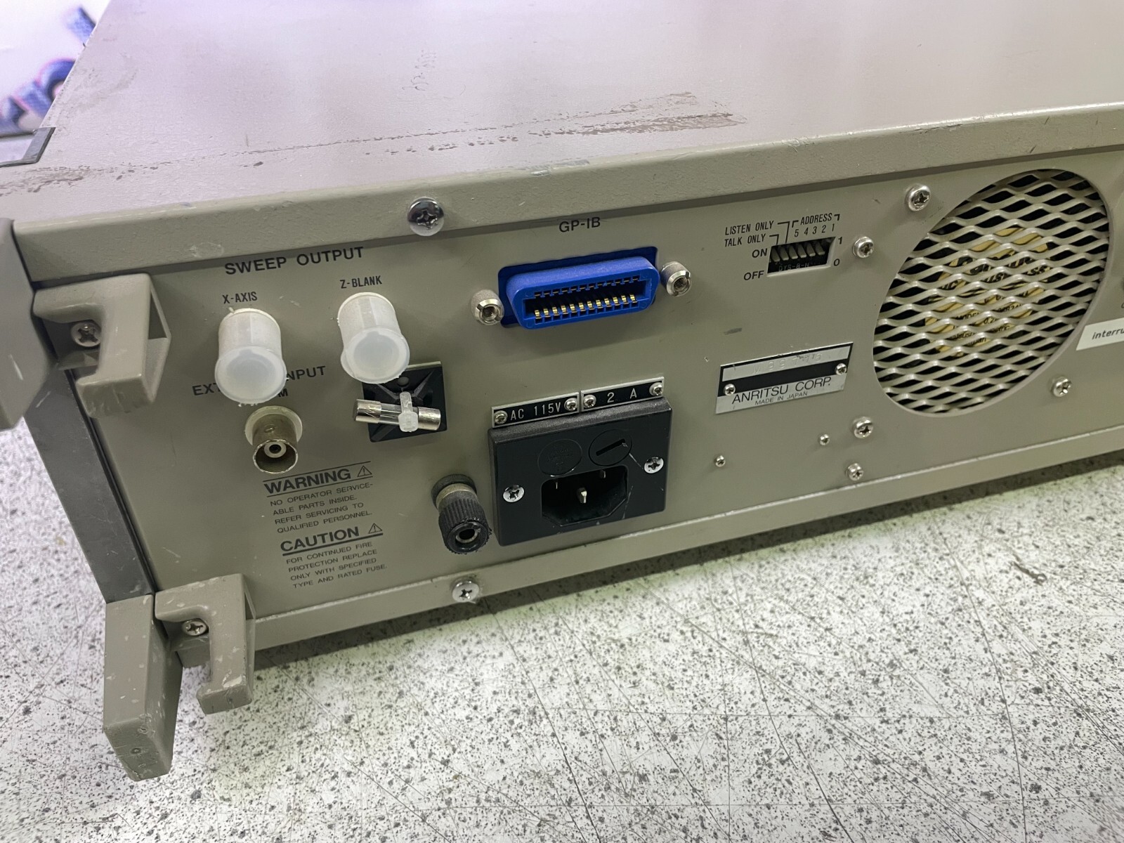 Anritsu MG443B Synthesizer/Level Generator