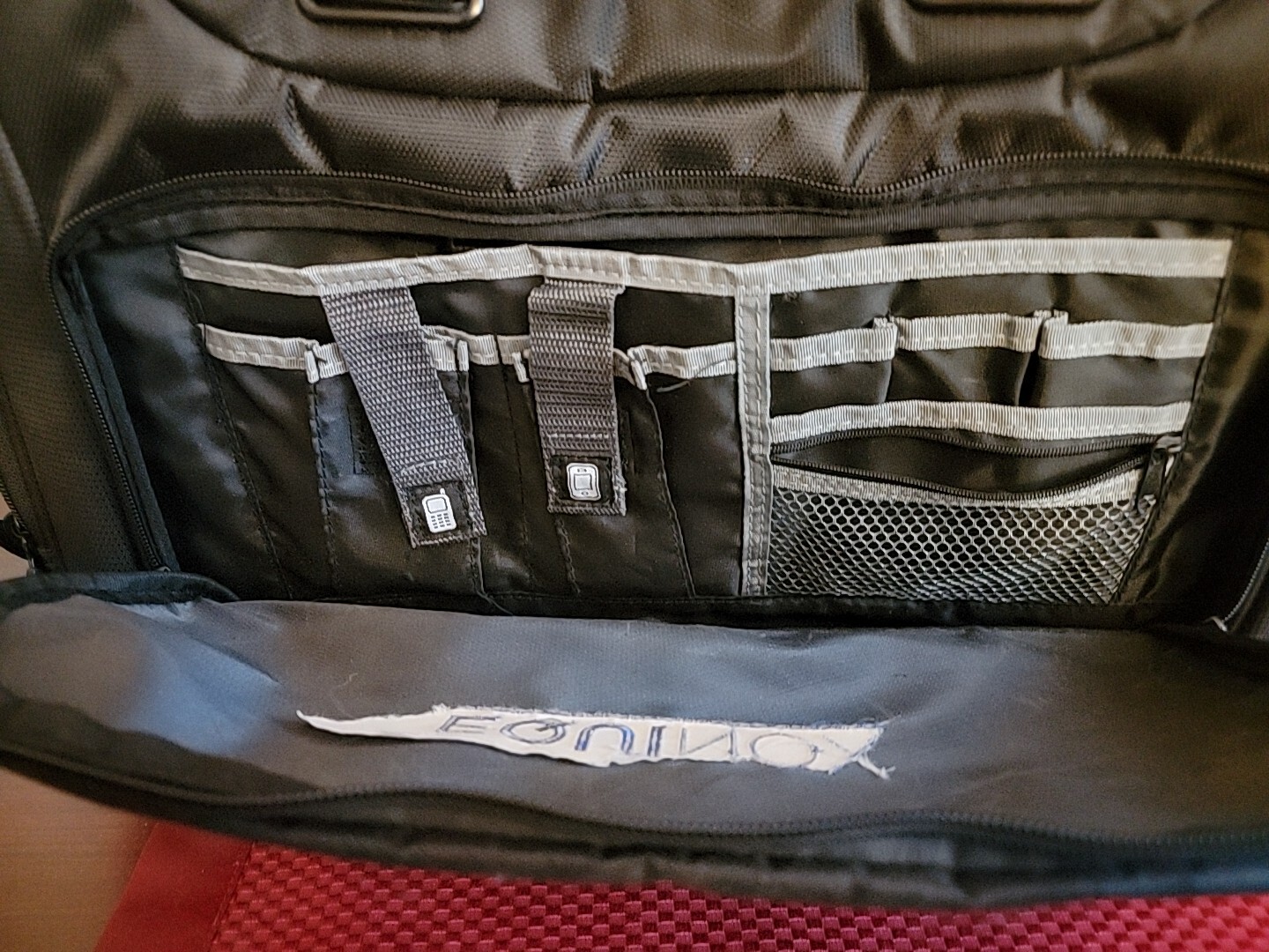 EQUINOX Laptop Computer Bag 17" Black Classic Side Load, Check Point Friendly