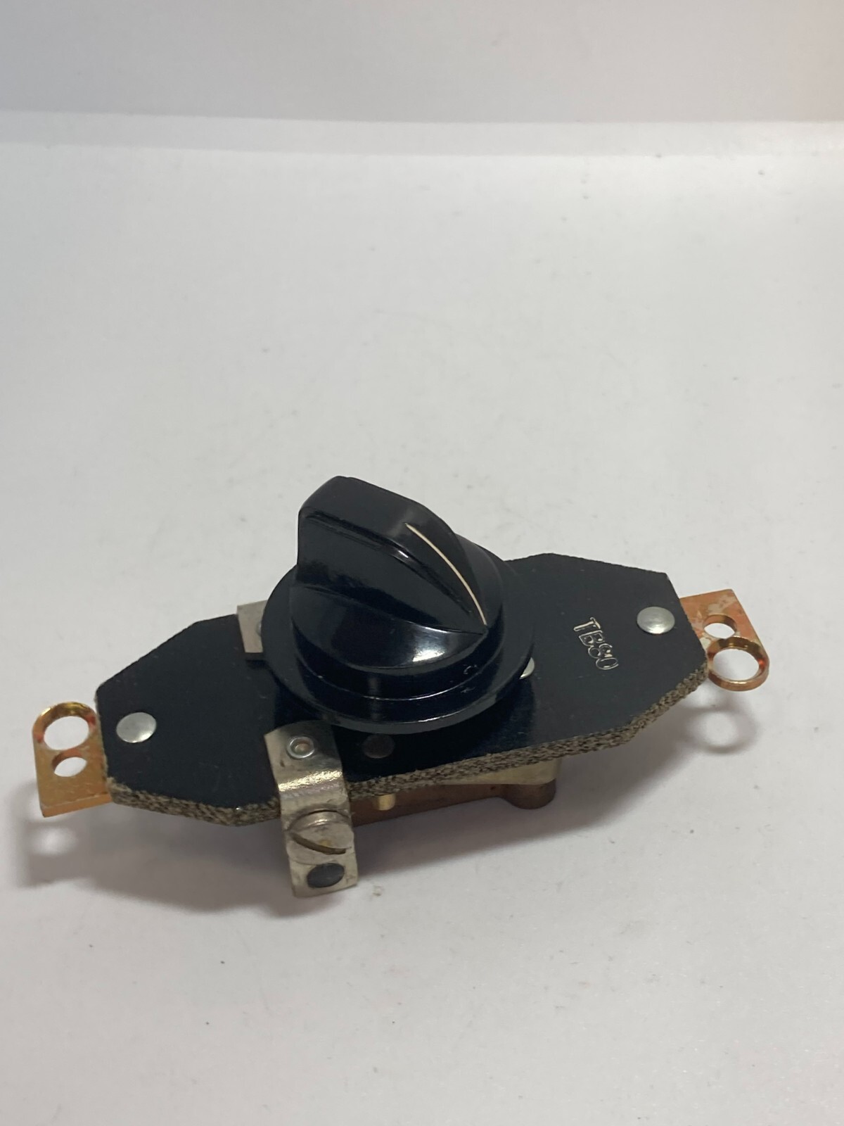 SELECTOR SWITCH TB80 3 POSITION MAINTAINED NNB