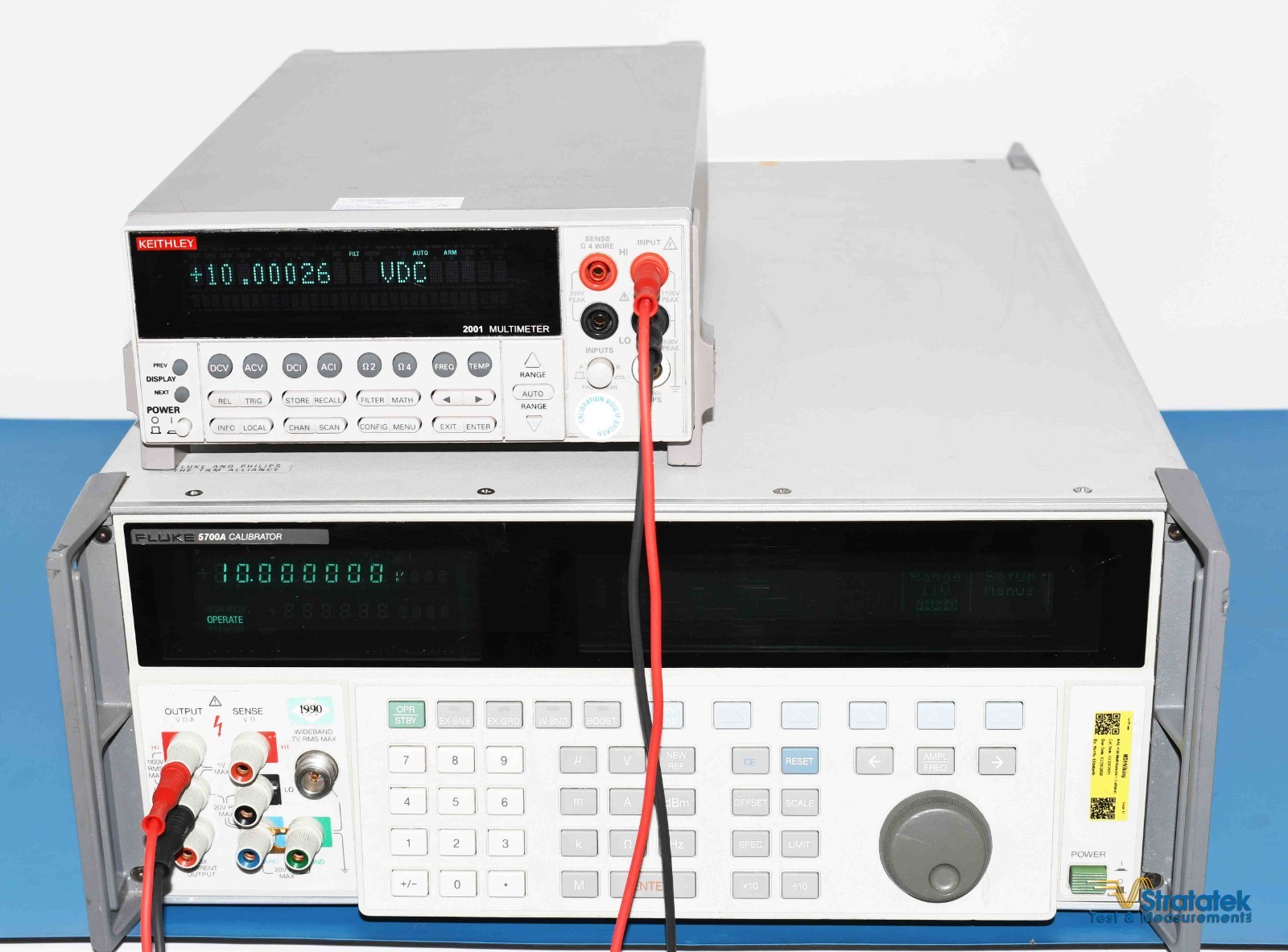 Fluke 5700A Multifunction Calibrator with FLUKE Calibration Certificate
