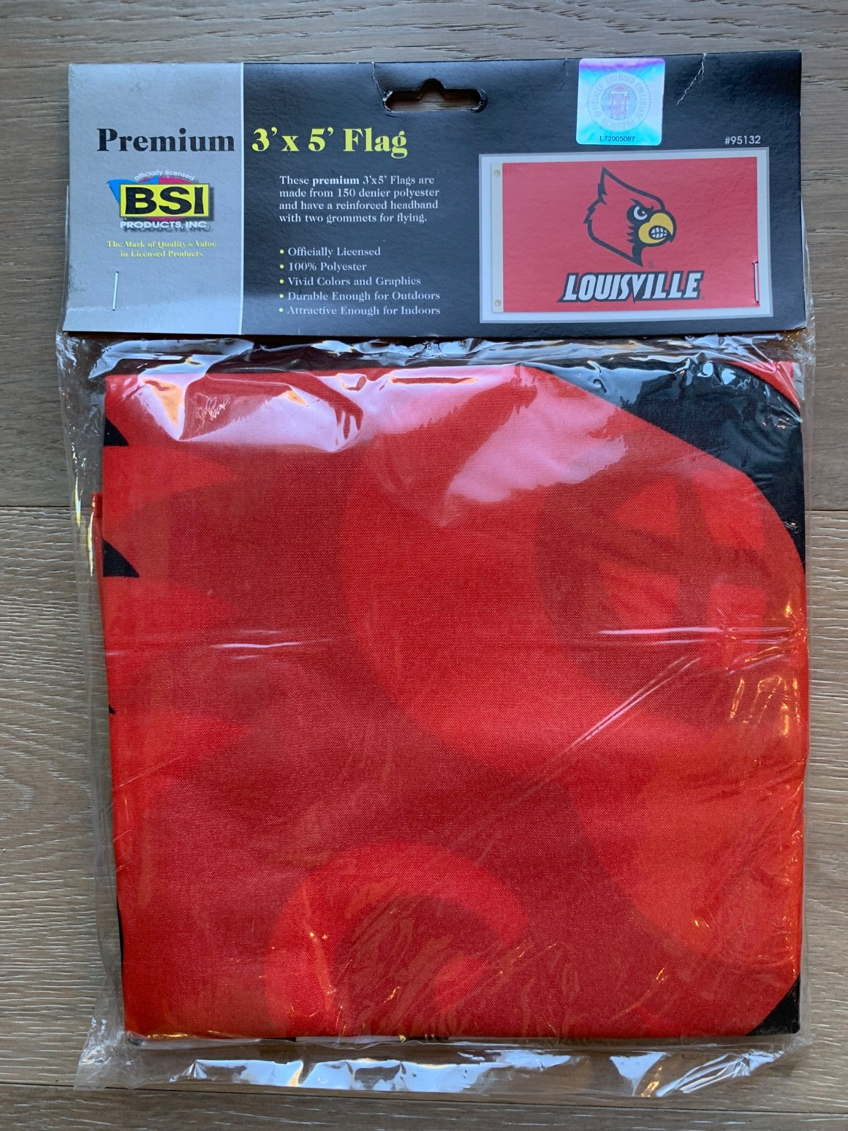 University of Louisville Cardinals Premium 3x5 Flag Banner Metal Grommets NEW