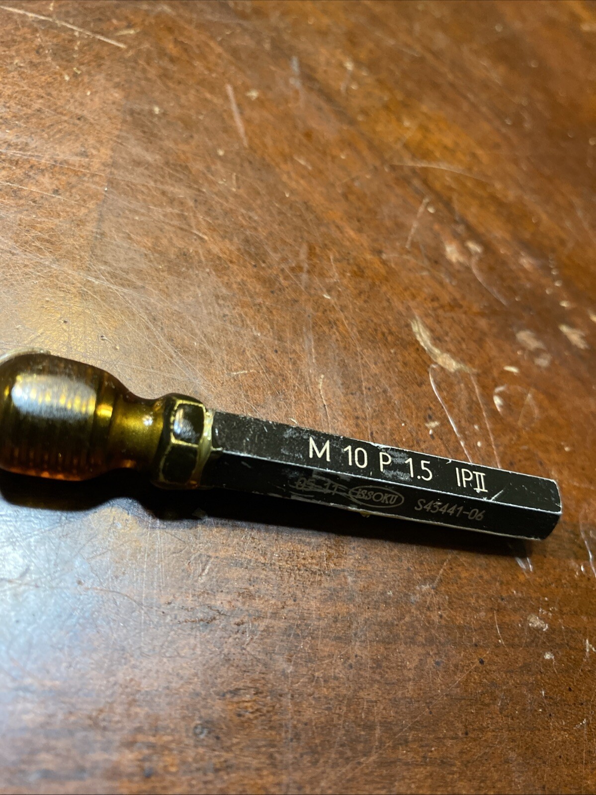 Issoku Thread Gage M10 P 1.5 IPII 05-11 S43441-06 (T16)