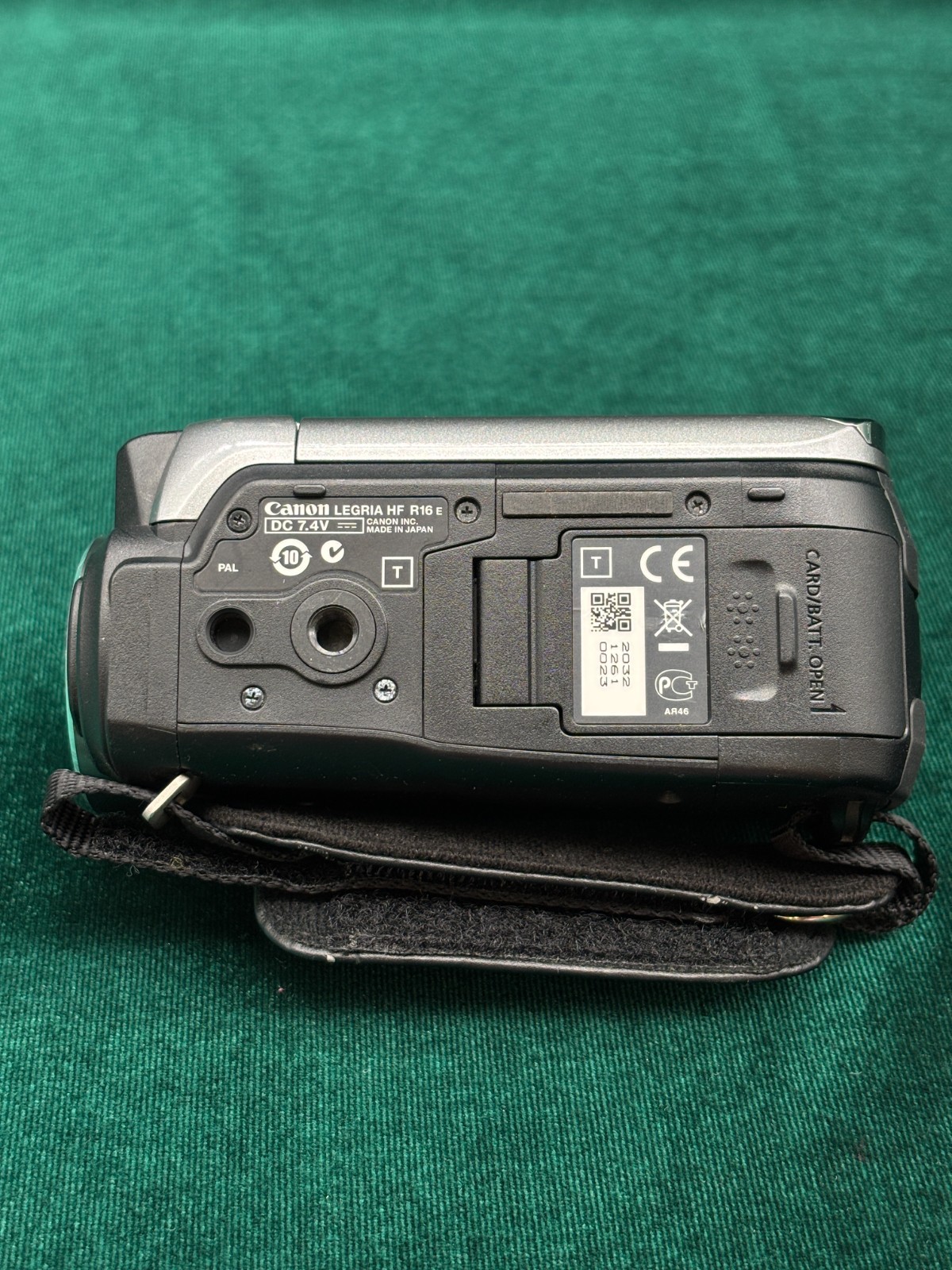 Canon LEGRIA HF R16 Video Camera