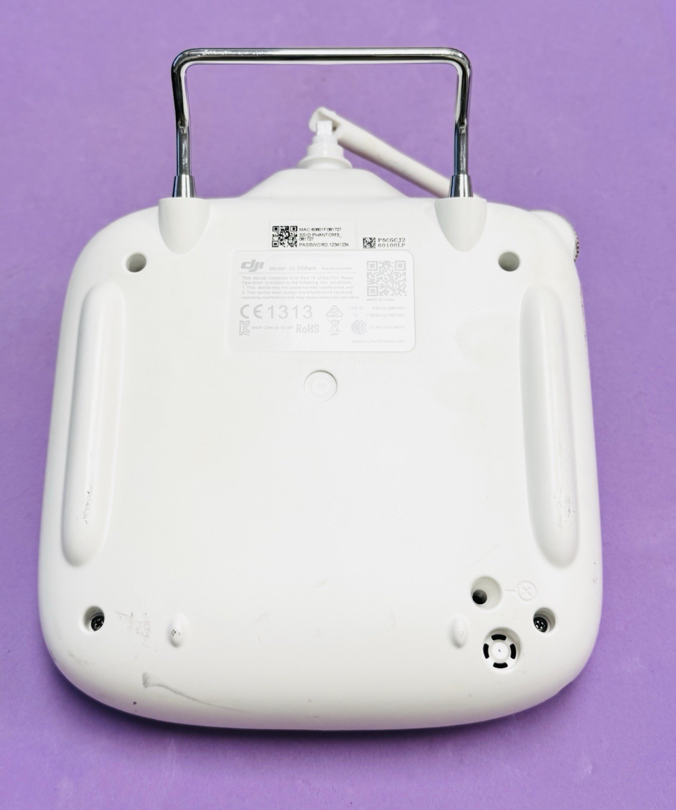 *Powers on* AS/IS DJI Phantom 3 Standard Drone Remote Control GL358WA