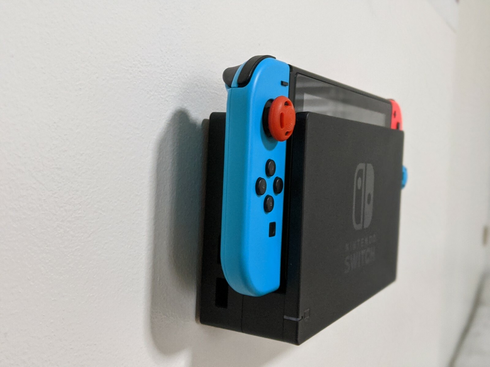 Floating Nintendo Switch Dock Wall Mount