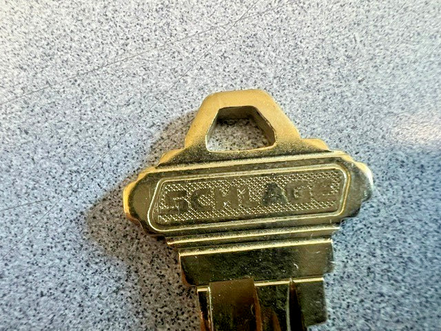 SCHALGE 35-101-FG (1 CUT)