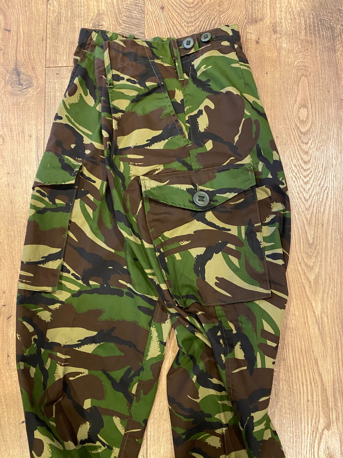 British Royal Marine Camouflage DPM Uniform size medium regular, never worn