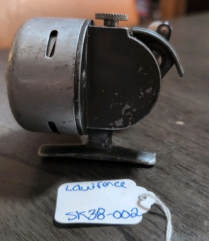 Vintage Lawrence 405 Spincast Top Drag Fishing Reel - Made in USA - Parts/Repair