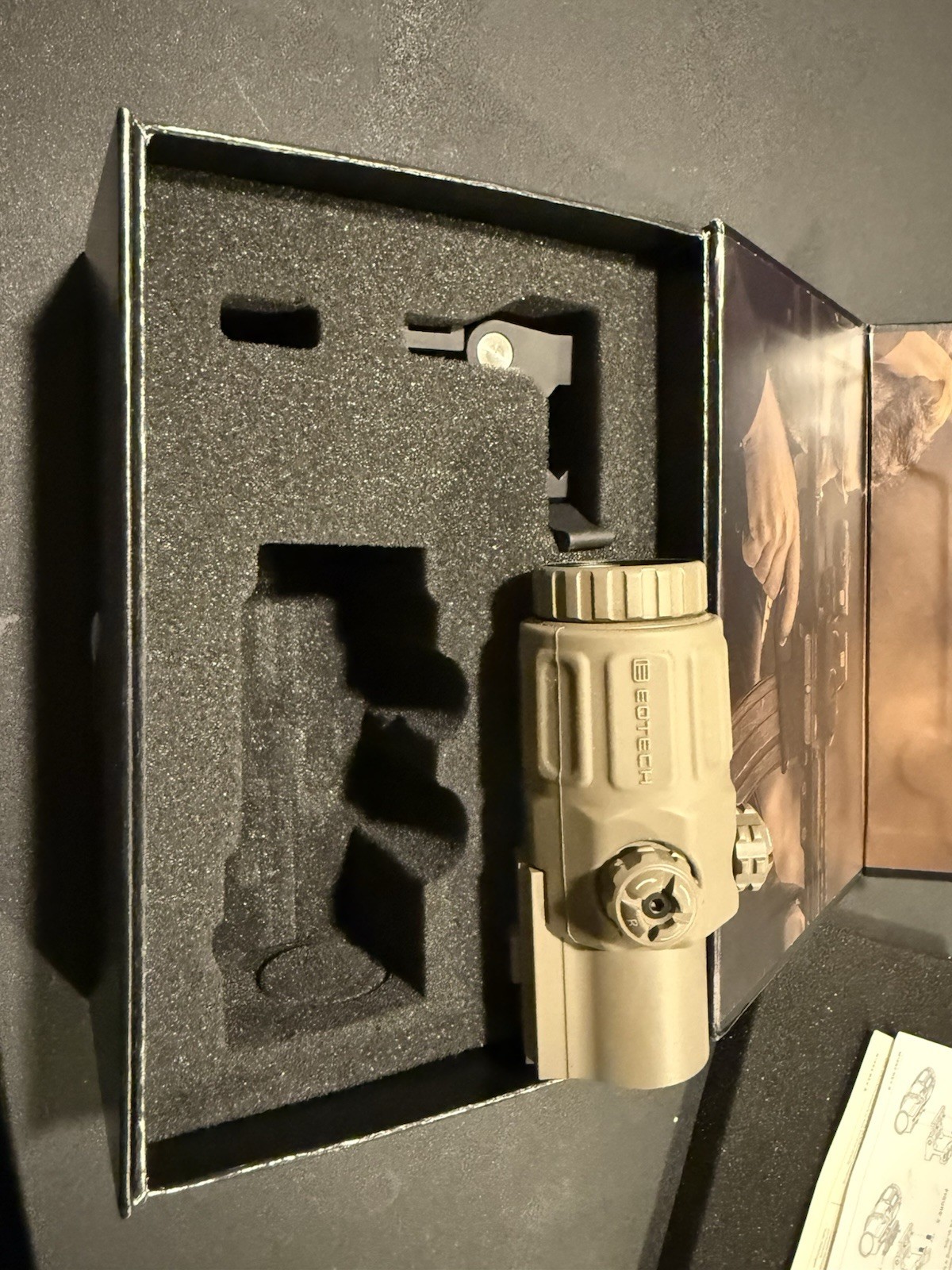 EOTech G33.STSTAN 3x Sight Magnifier 30mm Tan Rail Mount for Rifle