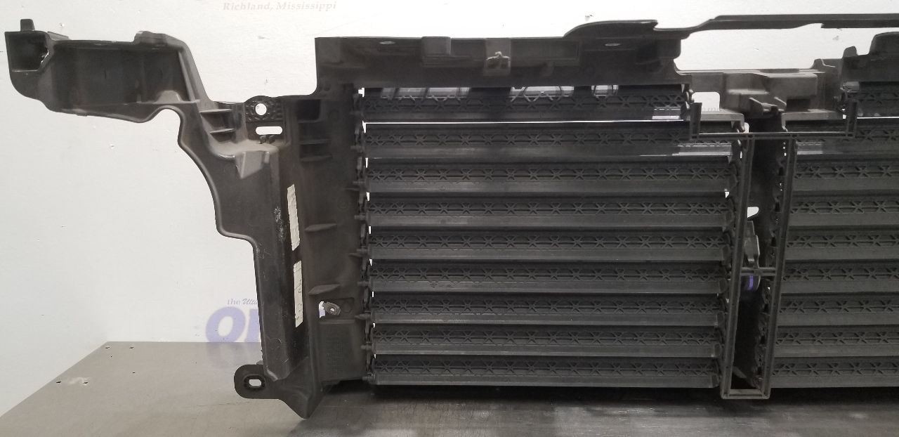 20 FORD EXPEDITON UPPER AIR SHUTTER 3.5L