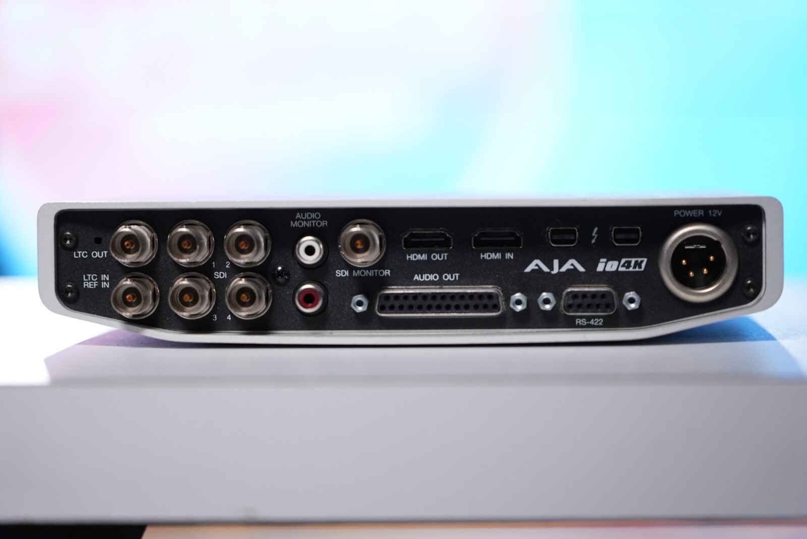 AJA IO-4K UltraHD HDMI & SDI I/O with Thunderbolt-2 (no power cord)