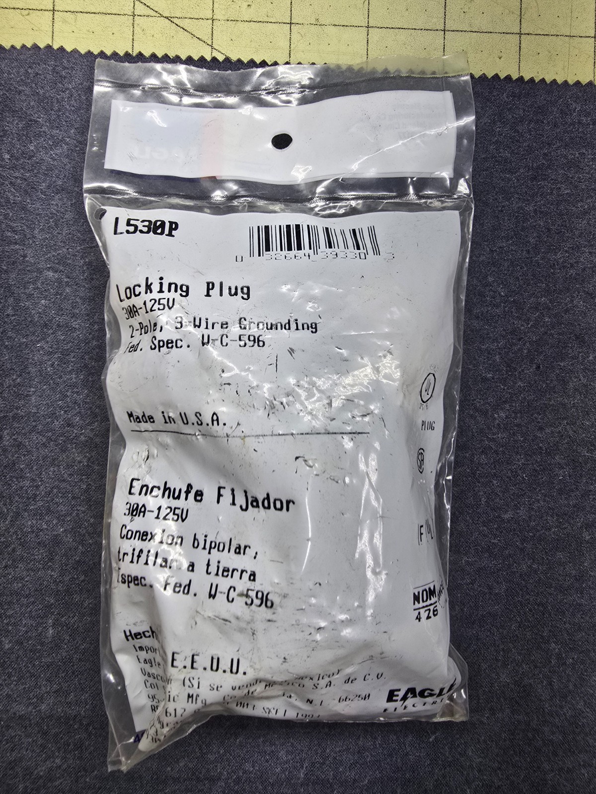 Eagle Brand Locking Plug L530P, 30A 125V, 2 Pole, 3 Wire Grounding