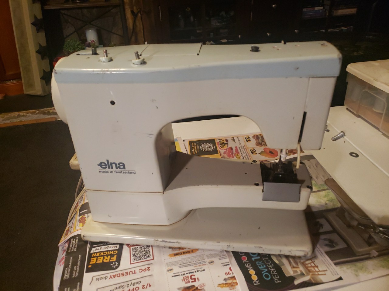 Swiss Made Elna elnaSuper Vintage 62c Sewing Machine with Foot Pedal And Case