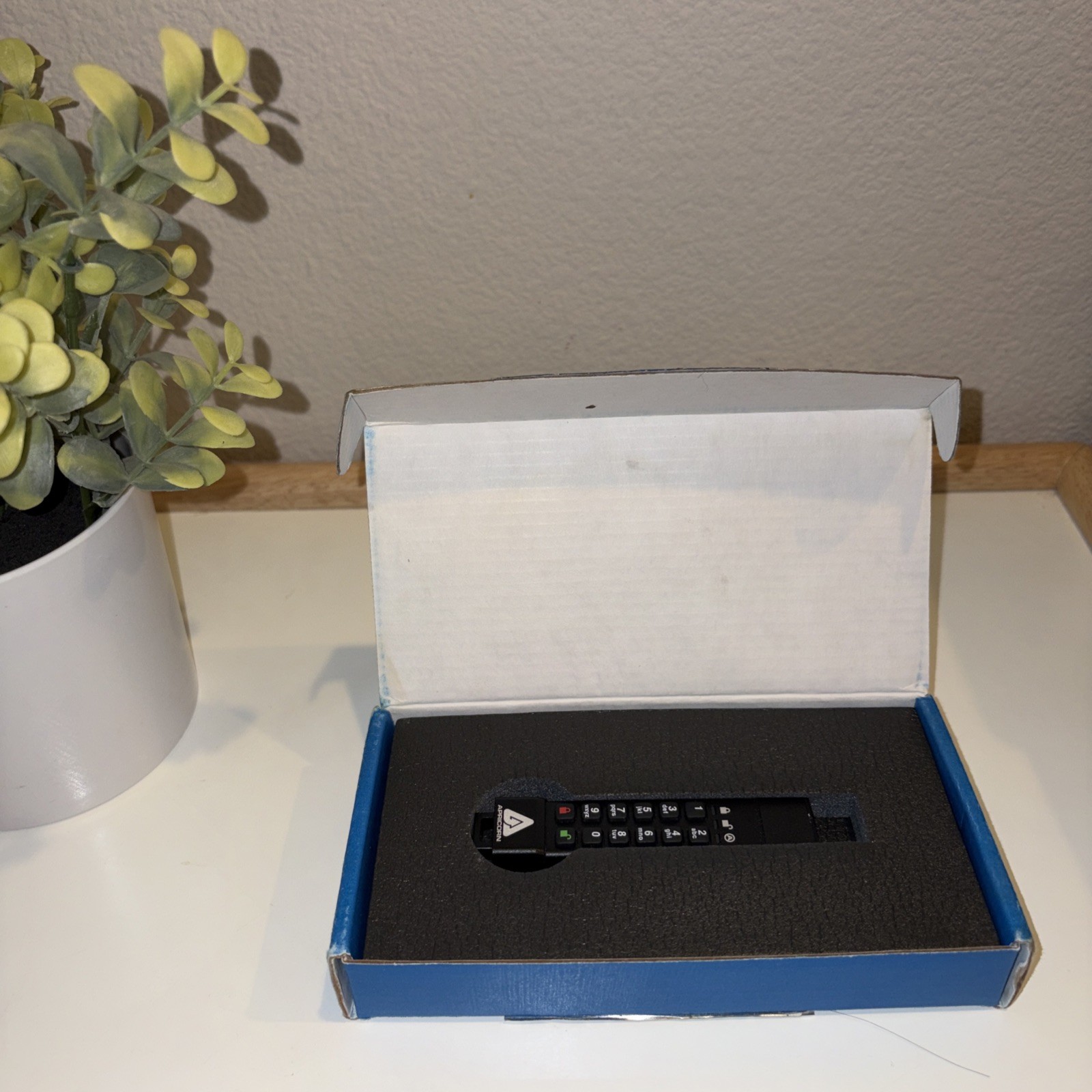 Apricorn Aegis 64GB 256-bit AES XTS Hardware Encrypted Secure USB 3.0 Memory Key