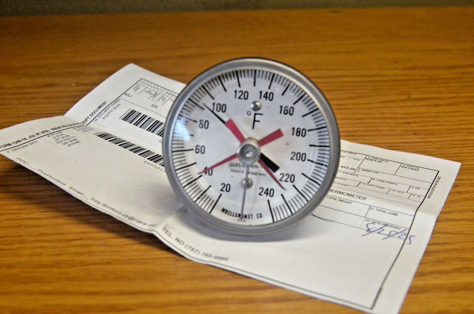 Moeller Self-Indicating Bime Thermometer ITM 324A2 +20-+240        (3-I)