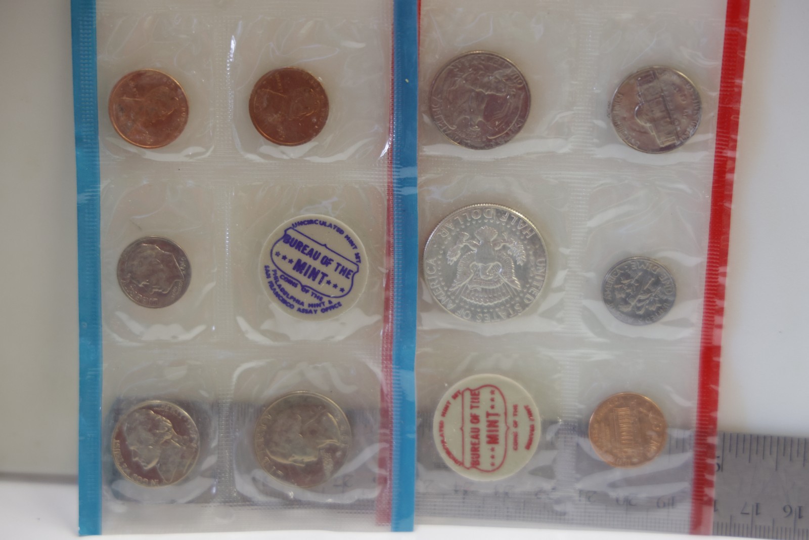 1969 U.S. Mint Uncirculated Coin Set P&D Original Envelope.