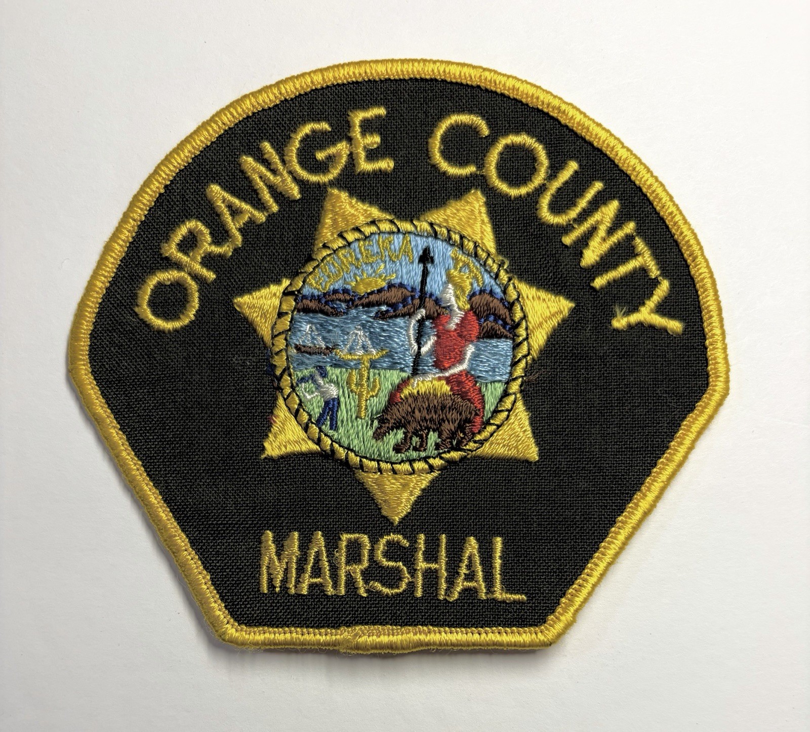VINTAGE DEFUNCT CALIFORNIA ORANGE COUNTY MARSHAL PATCH #D41