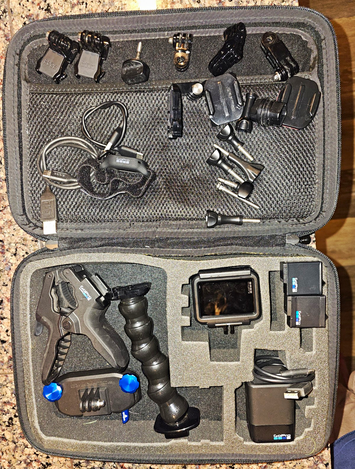 GoPro Access. Kit Bundle w/ Case, Many Mounts, 2-Batt. & USB Charger, SD card.