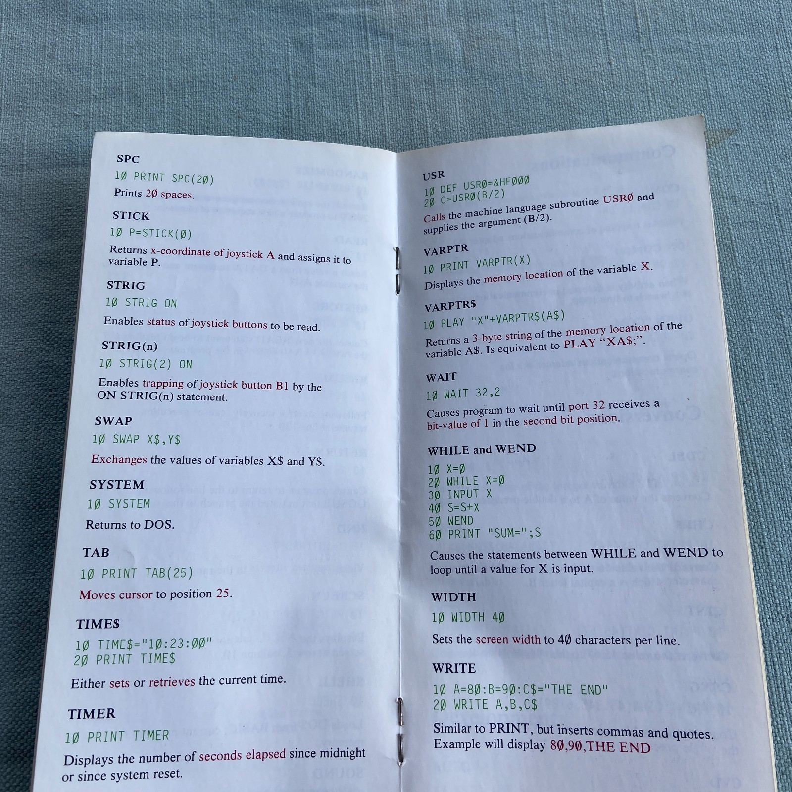 Vintage IBM BASIC Quick Reference Book Manual 1st Edition 1984 PC Hardware Libra