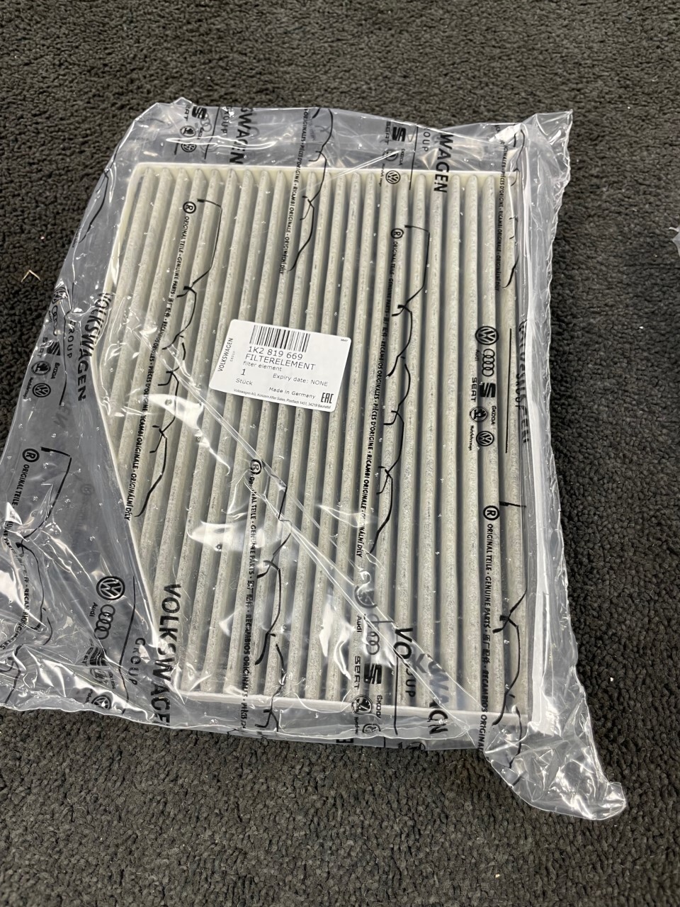 VW AUDI SEAT SKODA CABIN POLLEN FILTER 1K2819669 GENUINE AUDI BRAND NEW