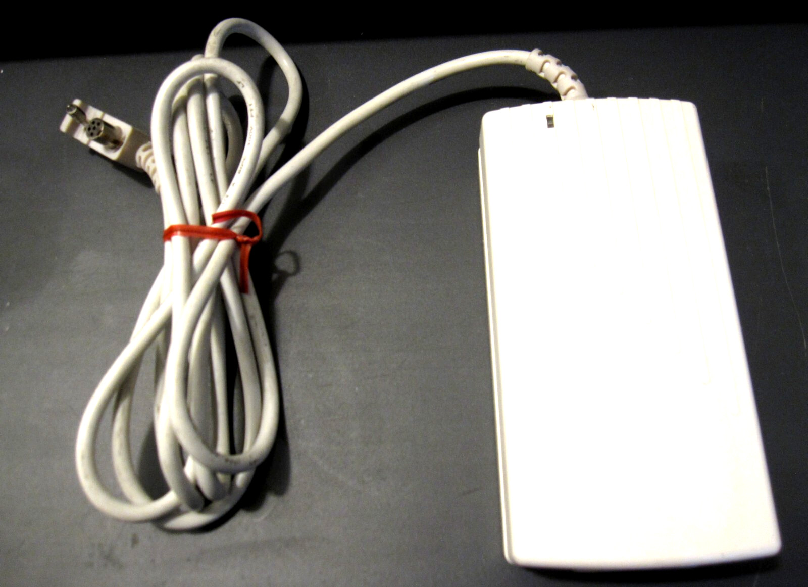 Spacelabs Medical Power Supply 20V/4.5A #119-0480-00 / Skynet SNP-A085-3Y