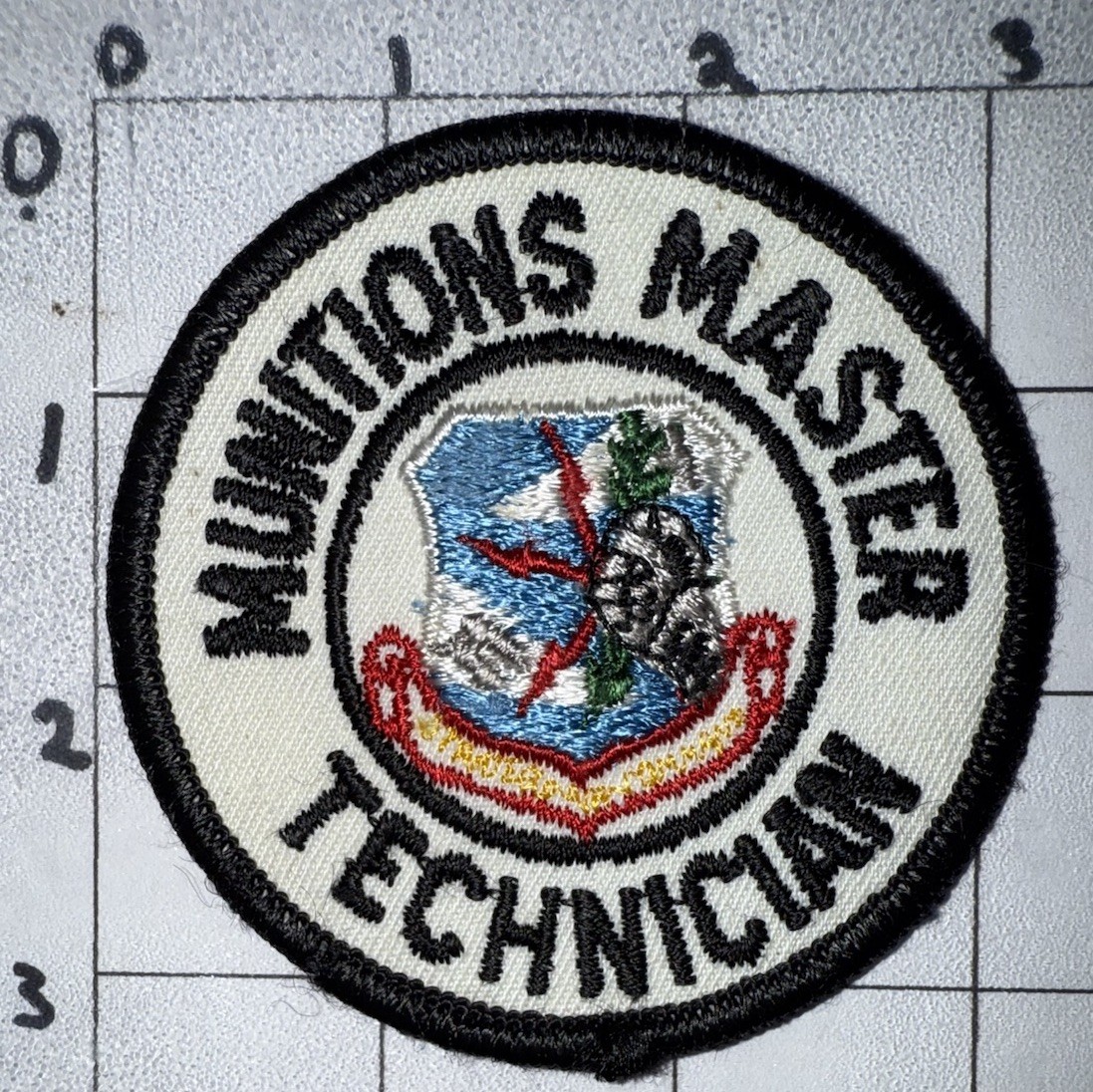 Vietnam War - 1970s USAF SAC Munitions Master Technician Patch (10)