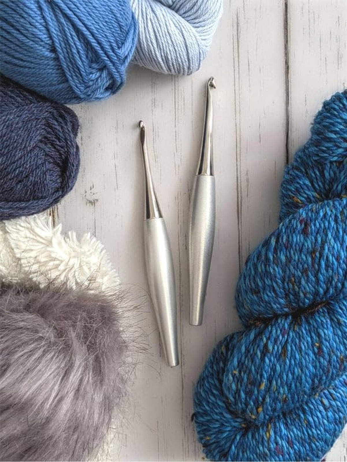Furls Crochet Hook, Odyssey Silver, Nickel Plated Tip for Effortless Glide, E...