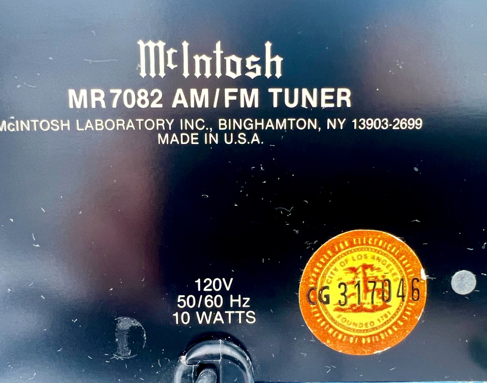 McIntosh MR7082 AM/FM Tuner Slim Version