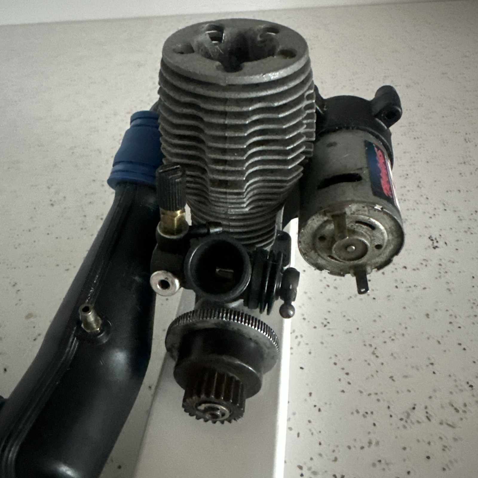 Traxxas T-Maxx 2.5 engine-NON RUNNING
