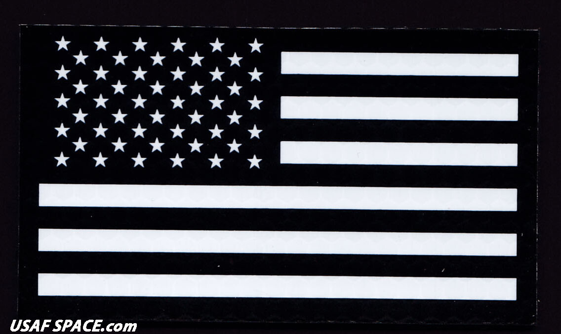 NEW US MILITARY IR INFRARED Forward BLACK-WHITE US FLAG HOOK & LOOP PATCH MINT