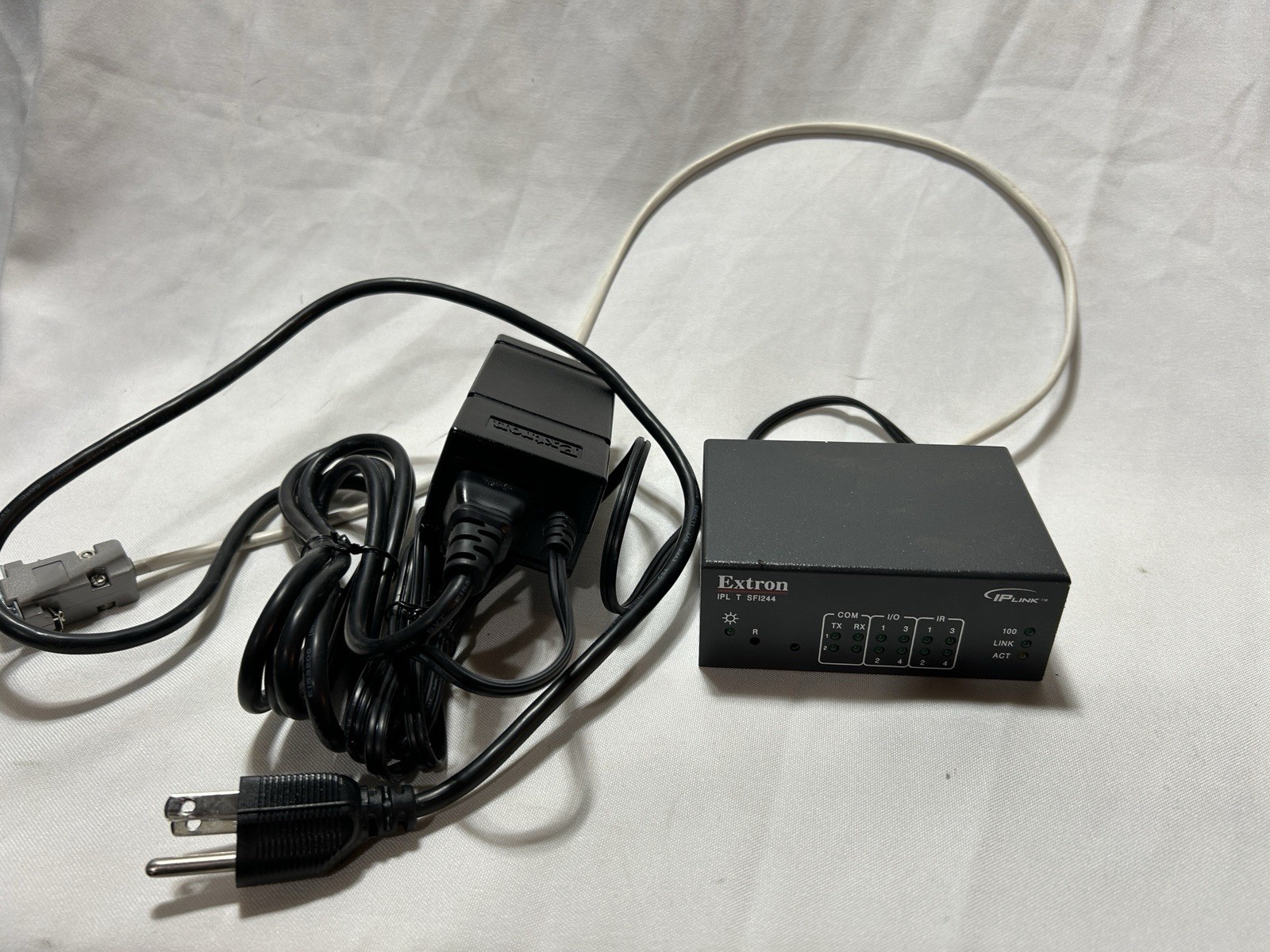 Extron IPL T SFI244 Ethernet Control Interface – Tested, Clean Unit