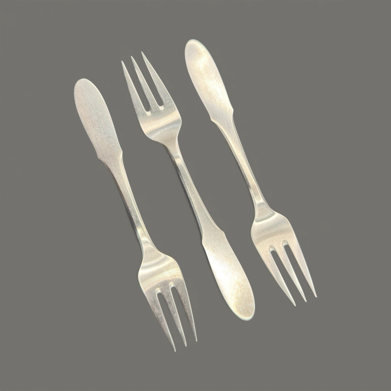 GEORG JENSEN MITRA 3 Stainless Steel 6.5" FISH / DESSERT 3 Tine FORK Denmark Lot