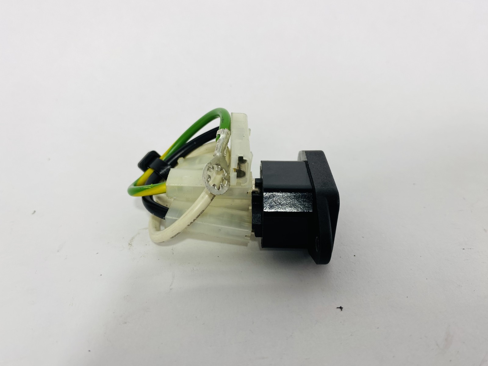 Life Fitness FTR Treadmill Power Entry Socket Input Module Set (PP407)