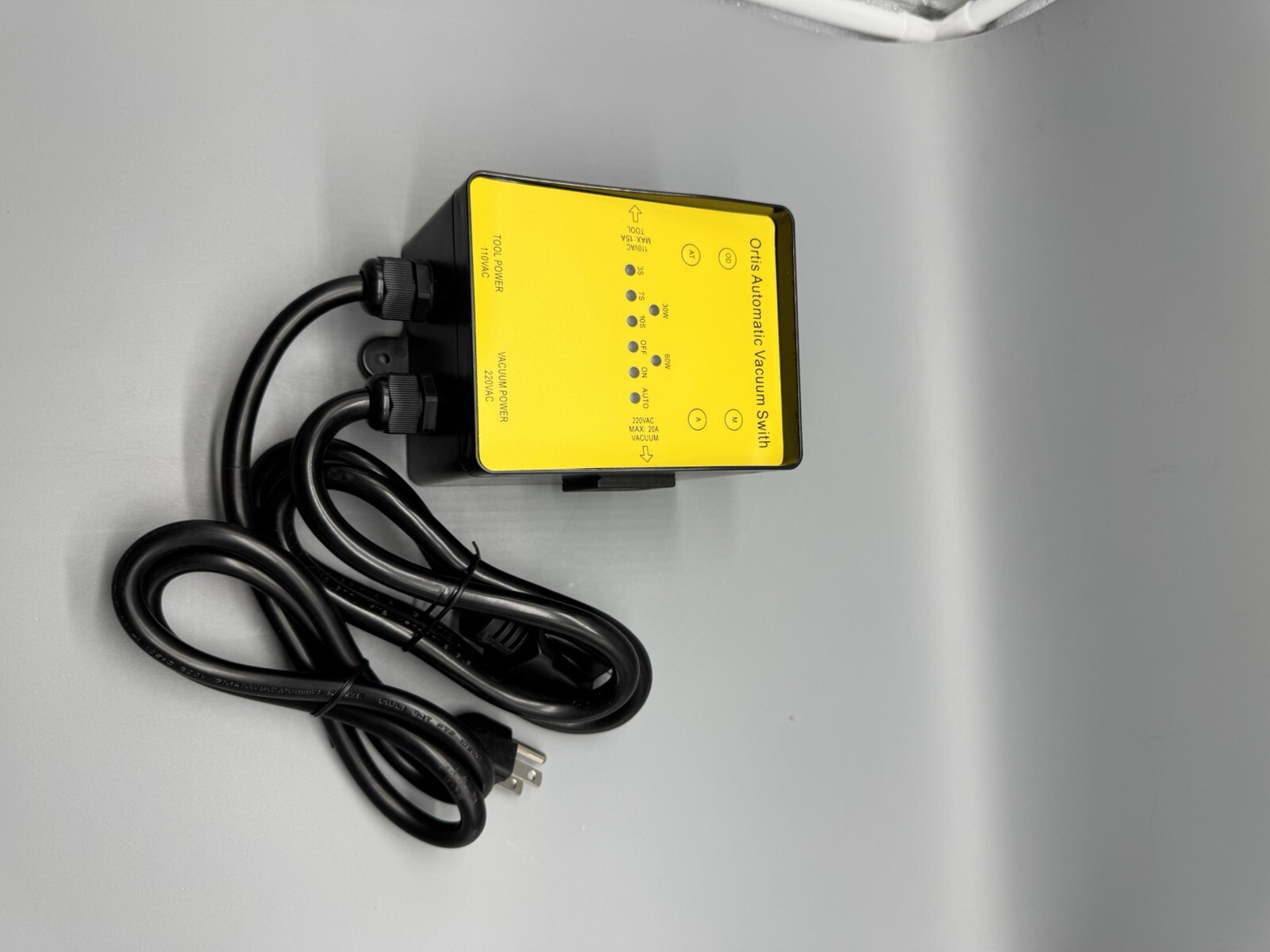 Automatic Dust Control Switch Model:HVC-06 Tool Power: 110V/15A